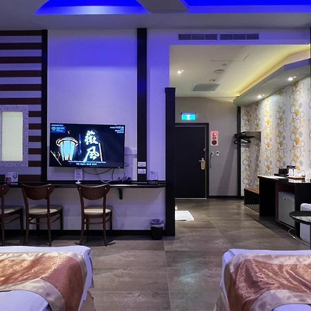 Wei Feng Exquisite Motel Pintung Branch Pingtung Exterior foto